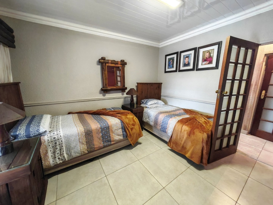 6 Bedroom Property for Sale in Dan Pienaar Free State